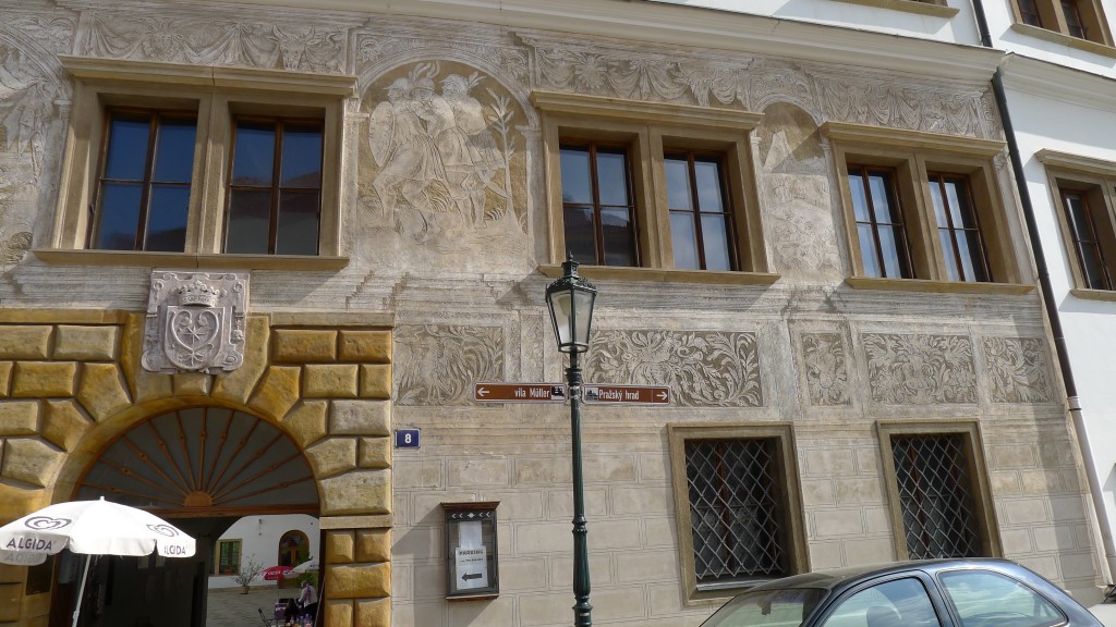 la plus vieille maison en Sgraffite à Prague
