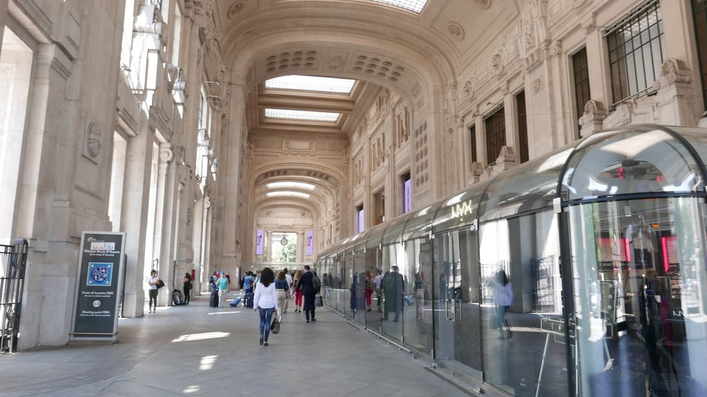 le hall de la gare Milano Centrale
